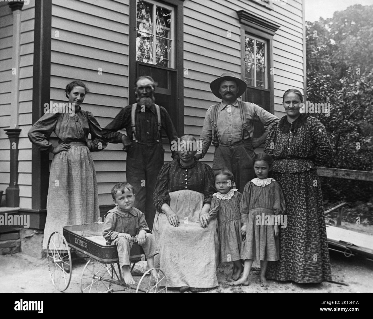 Portrait of a family living in Mansfield, Minnesota; 1896. Stock Photo
