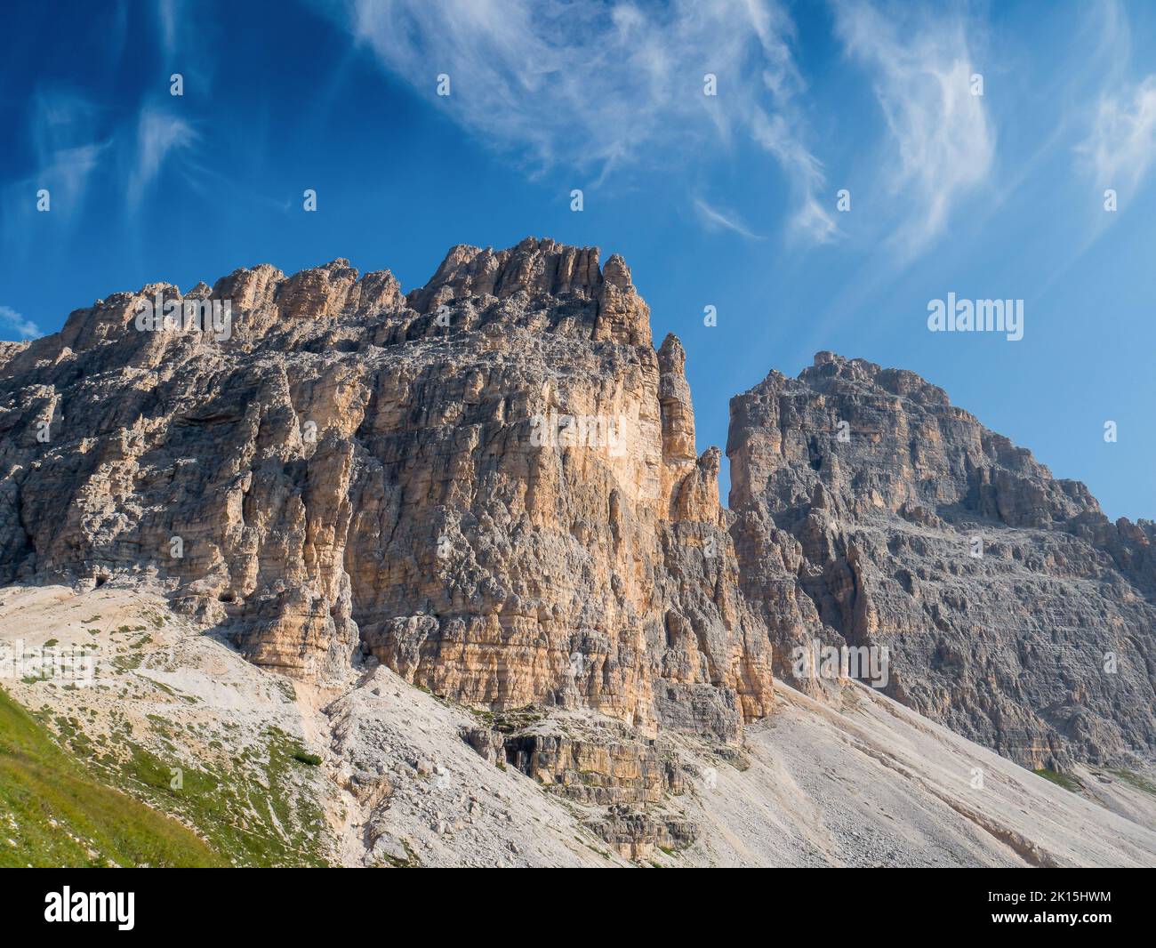 High Rocks Italy The amazing high mountain peaks of the Italian Dolomites and the ...