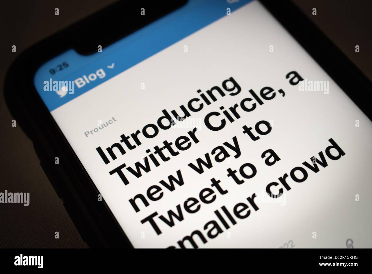 Blog post about Twitter Circle from Twitter’s official blog in dark mood. Twitter Circle is a way to send Tweets to selected people or a smaller crowd Stock Photo