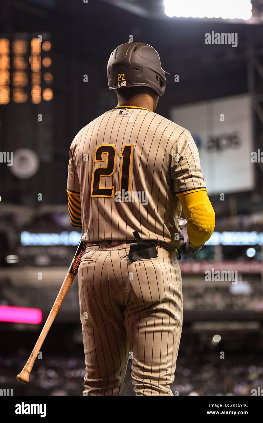 San Diego Padres right fielder Juan Soto (22) stands in the on-deck circle  while wearing number 21 to honor Roberto Clemente in the first inning of an  Stock Photo - Alamy