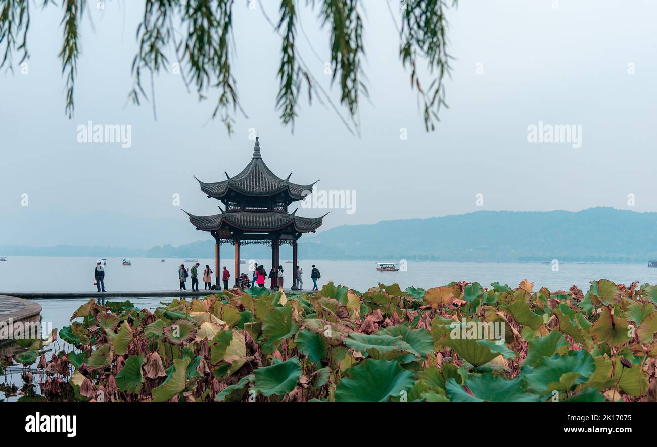 the-scenery-of-the-west-lake-scenic-spot-in-hangzhou-zhejiang-province