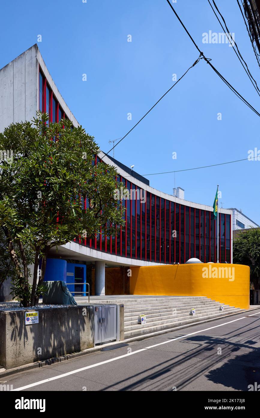 Embassy of Brazil in Tokyo, designed by Ruy Ohtake (1982); Kitaaoyama