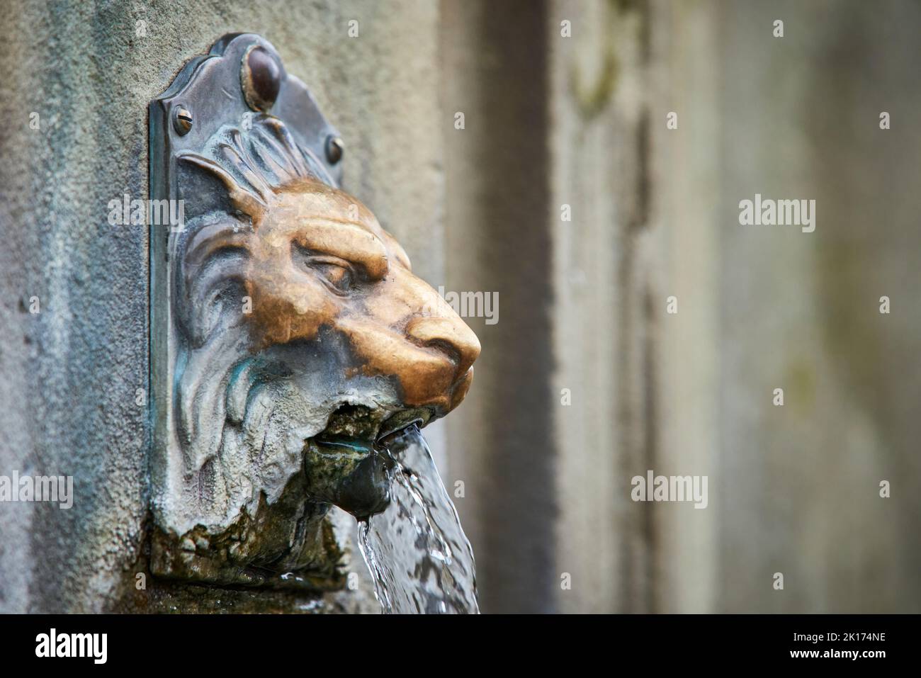 St Ann's Well ancient warm natural spring Buxton, Derbyshire. The drinking well is located at the foot of The Slopes (formerly St Ann's Cliff) Stock Photo