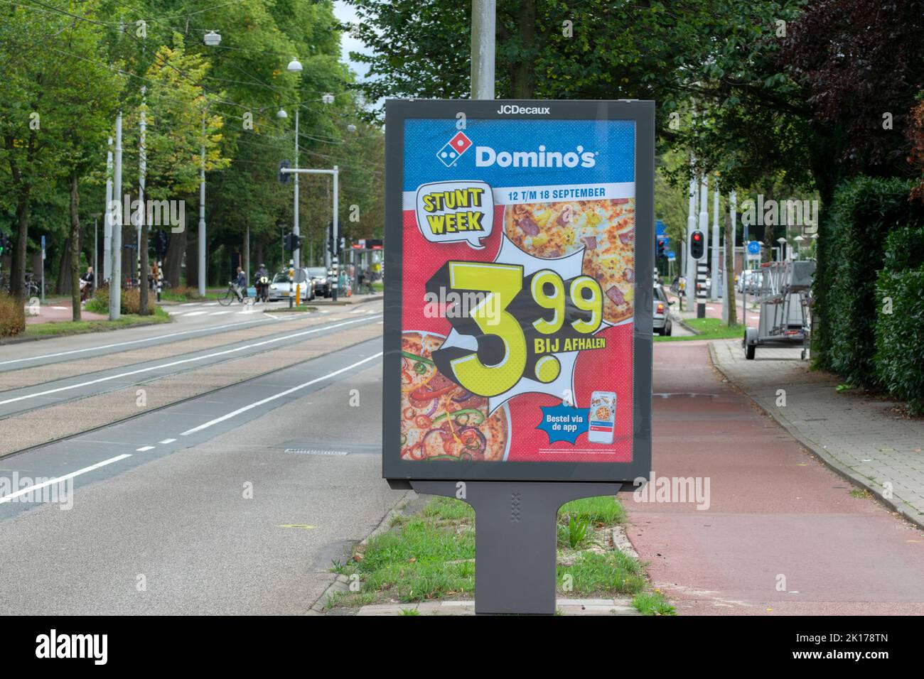George Bernard sla Magistraat Billboard Domino's Pizza At Amsterdam The Netherlands 14-9-2022 Stock Photo  - Alamy