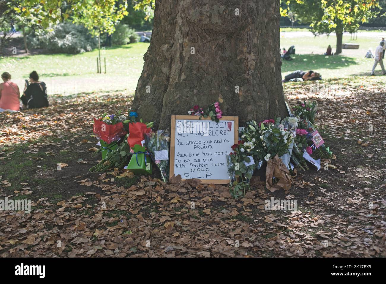 The Mall and St James's Park in London became the focus for the UK's mourning of Queen Elizabeth II Stock Photo