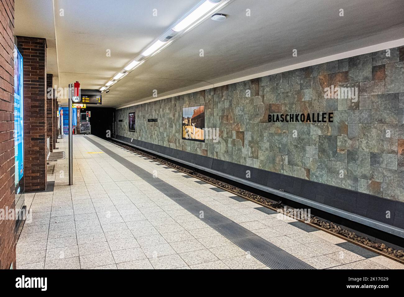 Blaschkoallee Underground U-bahn railway station serves the U7 Line, Britz, Neukölln, Berlin. Interior with large tiles and photograph Stock Photo