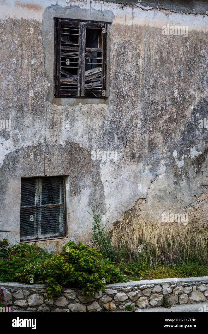 Dilapidated and abandoned house, Mali Iz, Island of Iz, Zadar archipelago, Dalmatia, Croatia Stock Photo