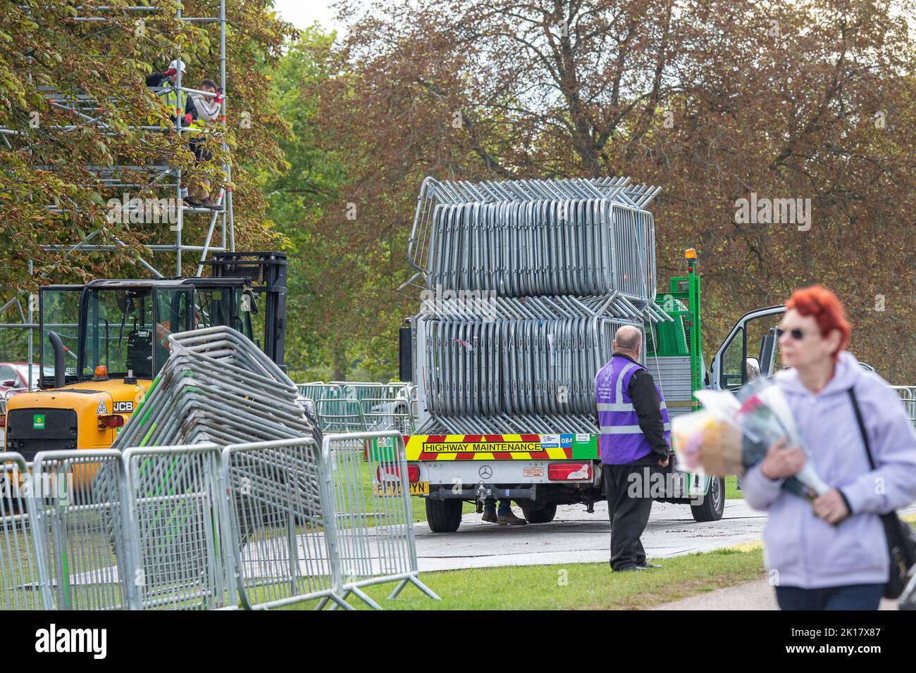 Windsor, Berkshire, UK. 16th September, 2022. Crowd control barriers