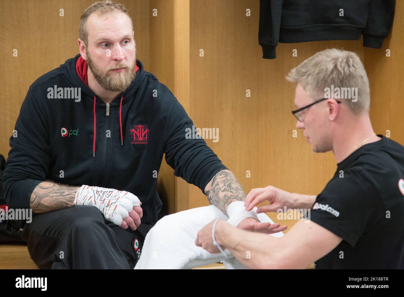 Robert Helenius is prepared for his heavyweight fight against Dillian Whyte in Cardiff,  28 Oct 2017. Photo: Rob Watkins/Alamy Stock Photo