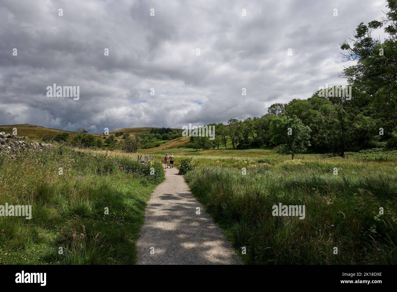 Malham landscape trail hi-res stock photography and images - Alamy