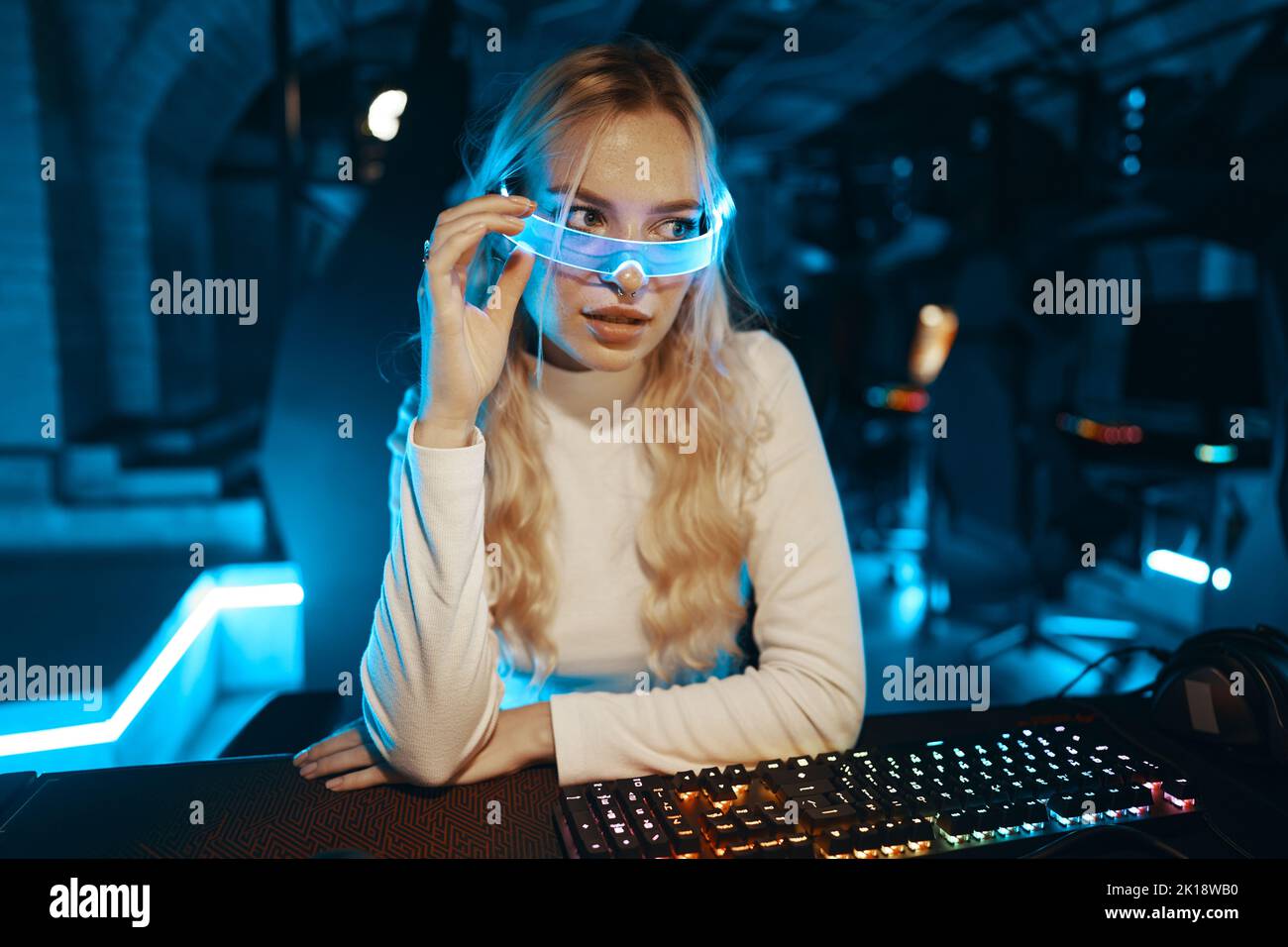 Cyber gamer hi-res stock photography and images - Alamy