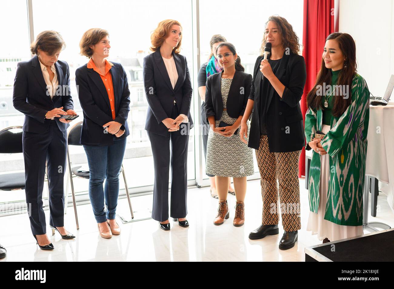 Souad Boutegrabet, CEO of Des Codeuses, Anne-Gabrielle Heilbronner, General Secretary of Publicis Groupe, Christel Heydemann, CEO of Orange, Fatimah Hossaini, Afghan artist and activist, Mastooraat , Nupur Kohli, Dutch Founder and Director of NIIS Healthcare and Anne-Laure de Chammard, CEO of Energy Solutions International, ENGIE, at the Women's Forum Rising Talents event in Paris, France on September 16, 2022. Photo by Laurent Zabulon/ABACAPRESS.COM Stock Photo