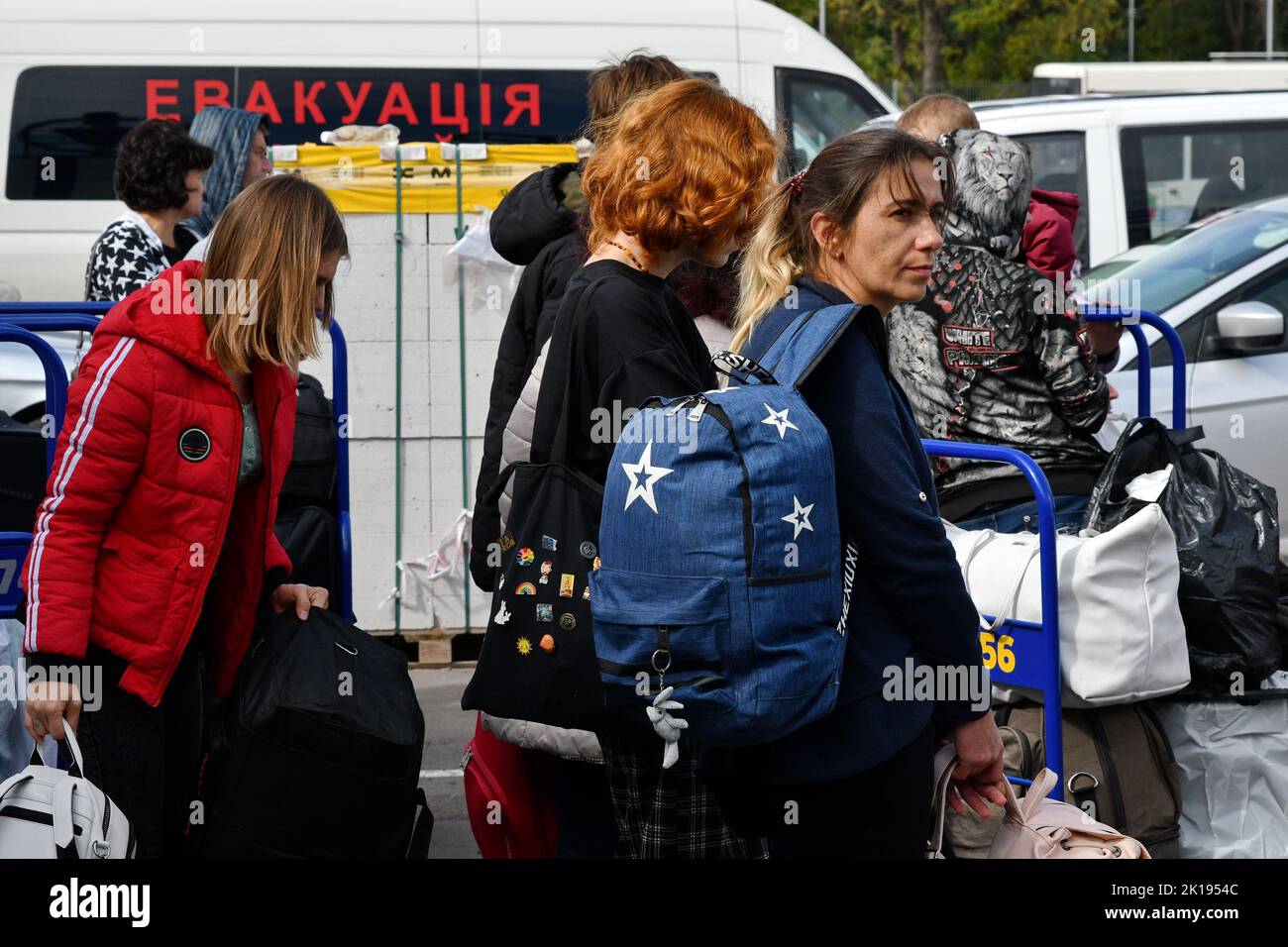 Refugees from south Ukraine are seen during the evacuation of civilians at a refugee centre in Zaporizhzhia. The war in Ukraine has driven millions of Ukrainians, particularly women and children, from their homes, with many fleeing to neighbouring European countries for refuge. As the war continues to rage, buildings crumble alongside dreams, agricultural fields become dotted with landmines and basic needs such as water are a growing concern for those who have remained. (Photo by Andriy Andriyenko / SOPA Images/Sipa USA) Stock Photo