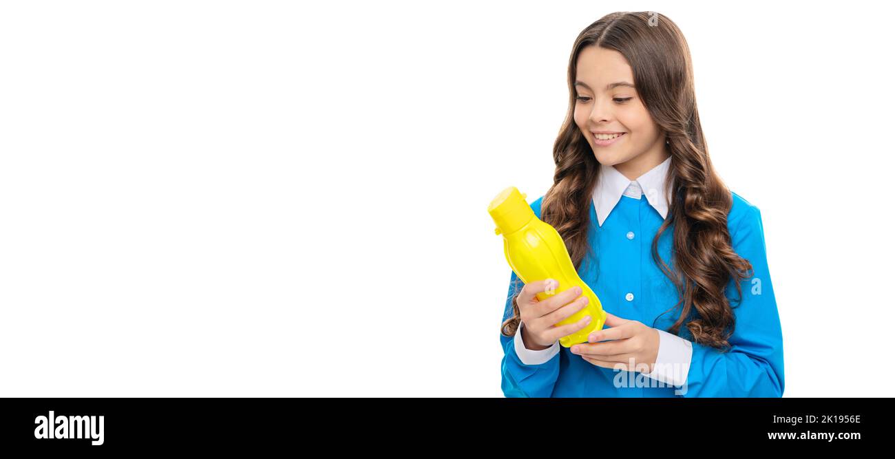 Avoid feeling thirsty. Thirsty child keep plastic bottle. Thirst