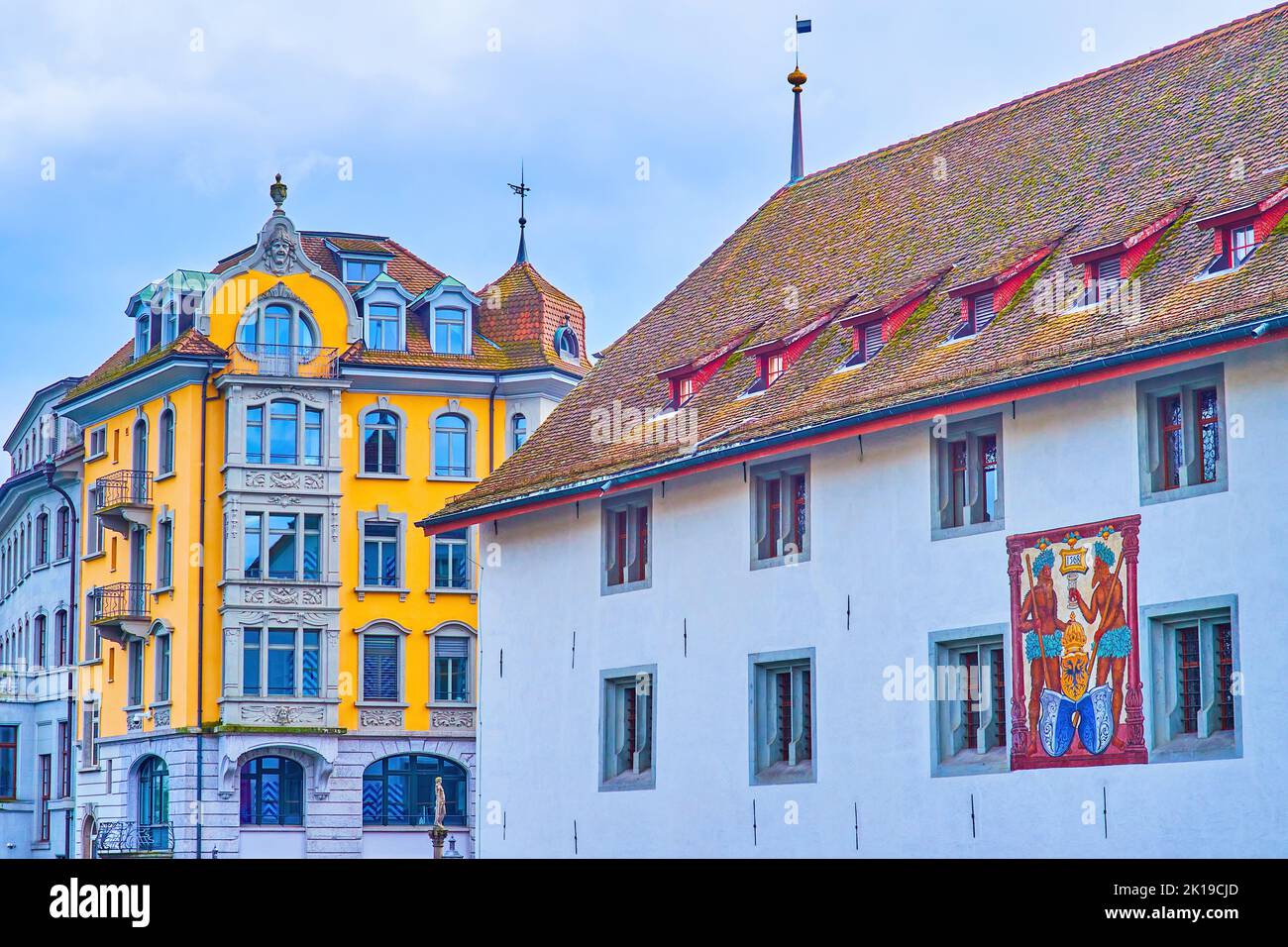 Townhouses with scenic medieval art, the colorful murals on walls, Altstadt of Lucerne, Switzerland Stock Photo