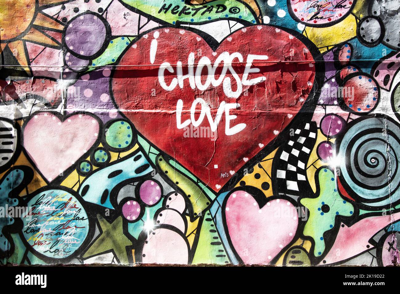 Choose love street art Stock Photo Alamy