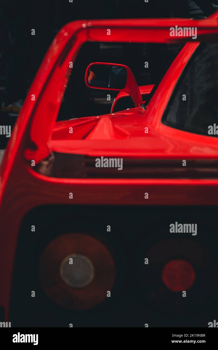 F40 wheel hi-res stock photography and images - Alamy F40 wheel hi-res stock photography and images - Alamy