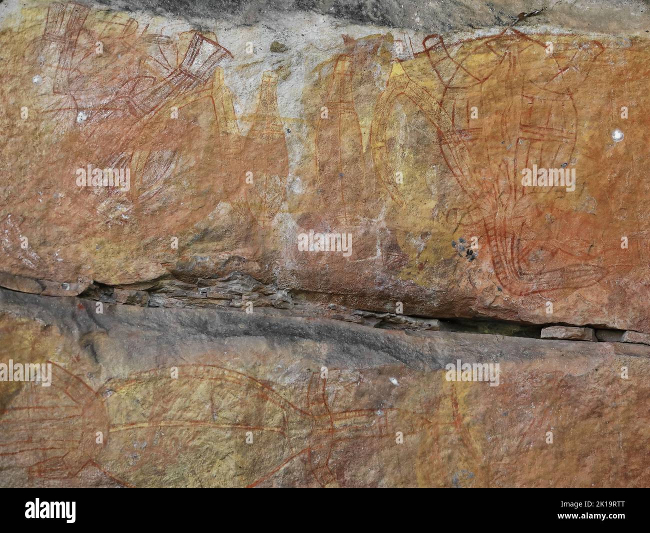 180 Aboriginal rock art. Group of long neck turtles-barramundis-mullet fishes. Ubirr-Kakadu-Australia. Stock Photo