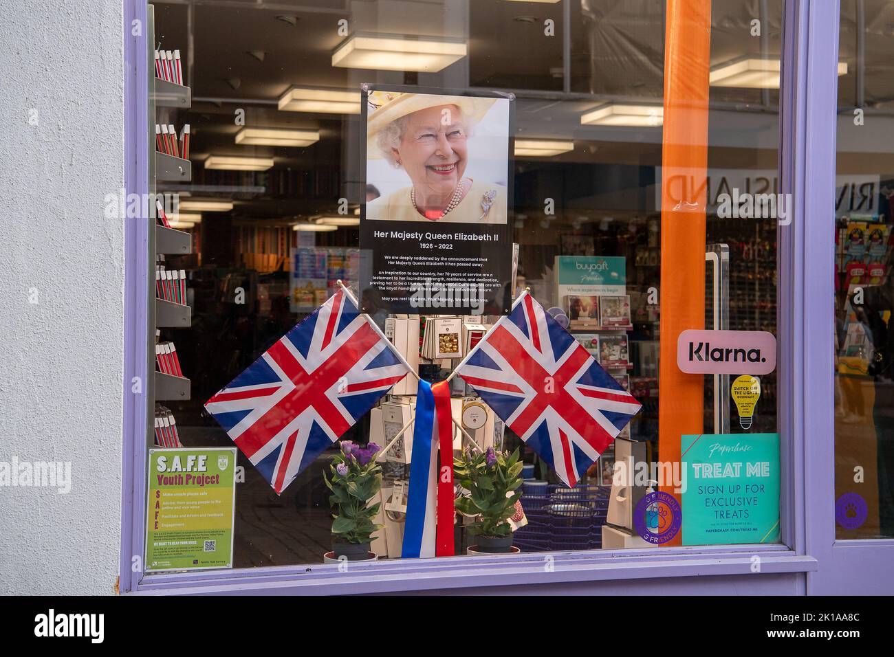Windsor, Berkshire, UK. 16th September, 2022. A tribute to Her Majesty