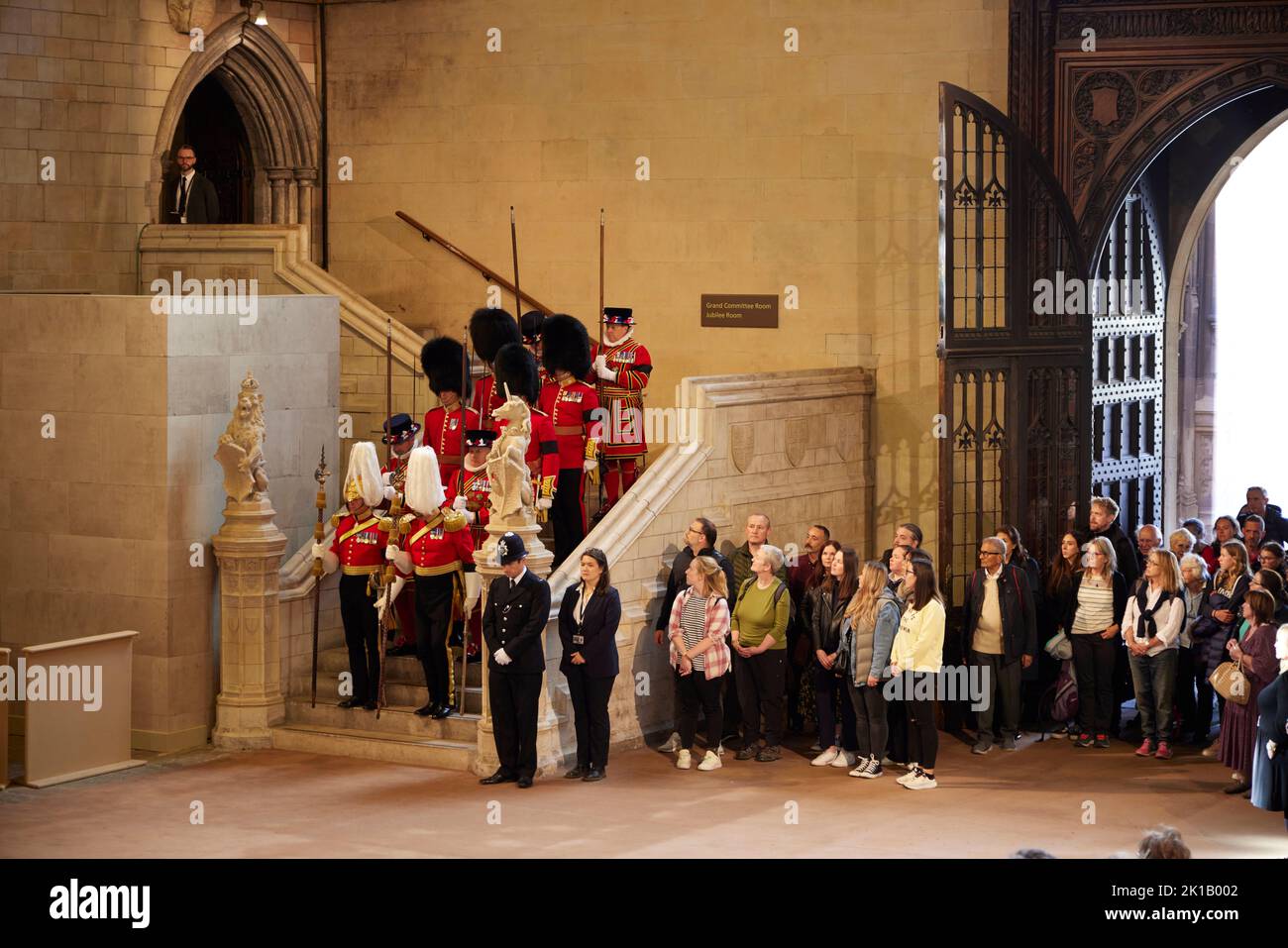 London, UK. 17th Sep, 2022. Queen Elizabeth II lying in state as the nation gets the opportunity to pay their last respects. Royal guards, taken from units that serve the Royal households, maintain a 24-hour vigil next to the Queen's casket. Westminster Hall at the Palace of Westminster London. UK. Credit: Phil Crow/Alamy Live News Stock Photo
