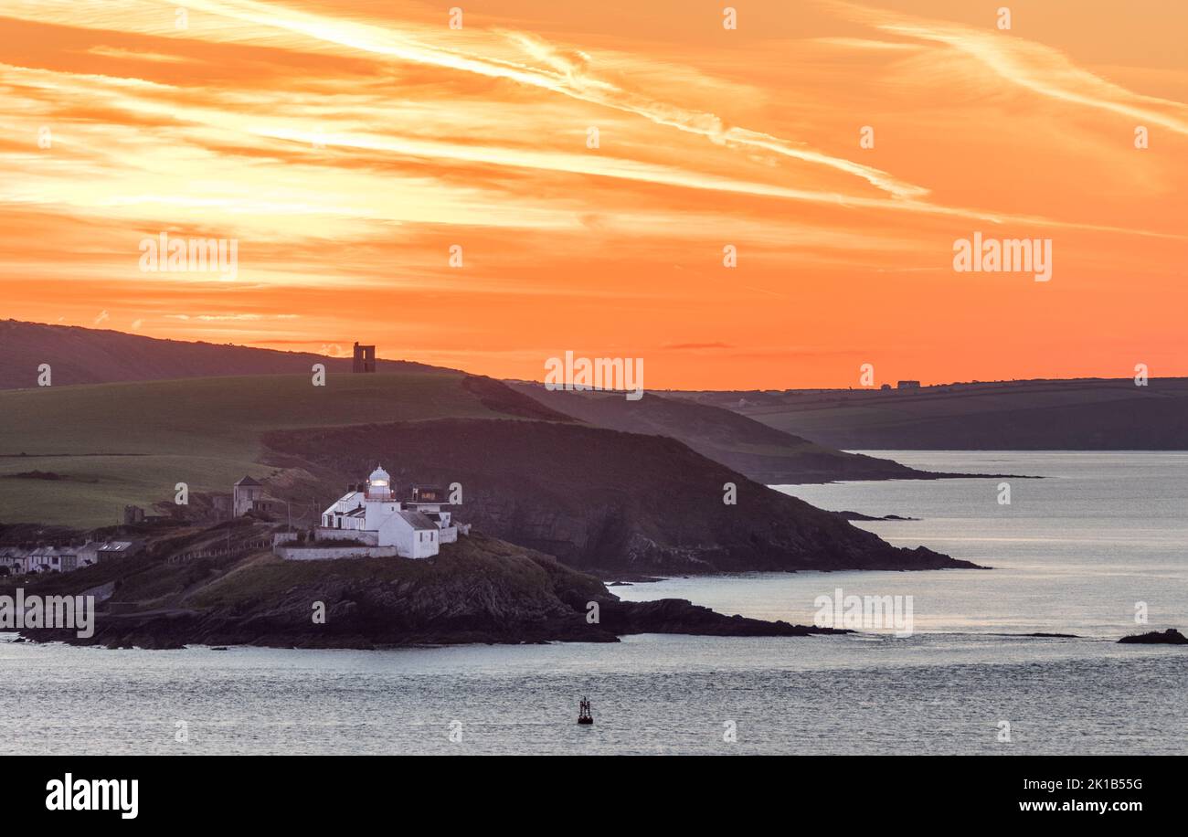 Roches Point, Cork, Ireland. 17th September, 2022. A spectacular dawn breaking over the Roches Point Lighthouse, Co. Cork, Ireland. - Credit; David Creedon / Alamy Live News Stock Photo