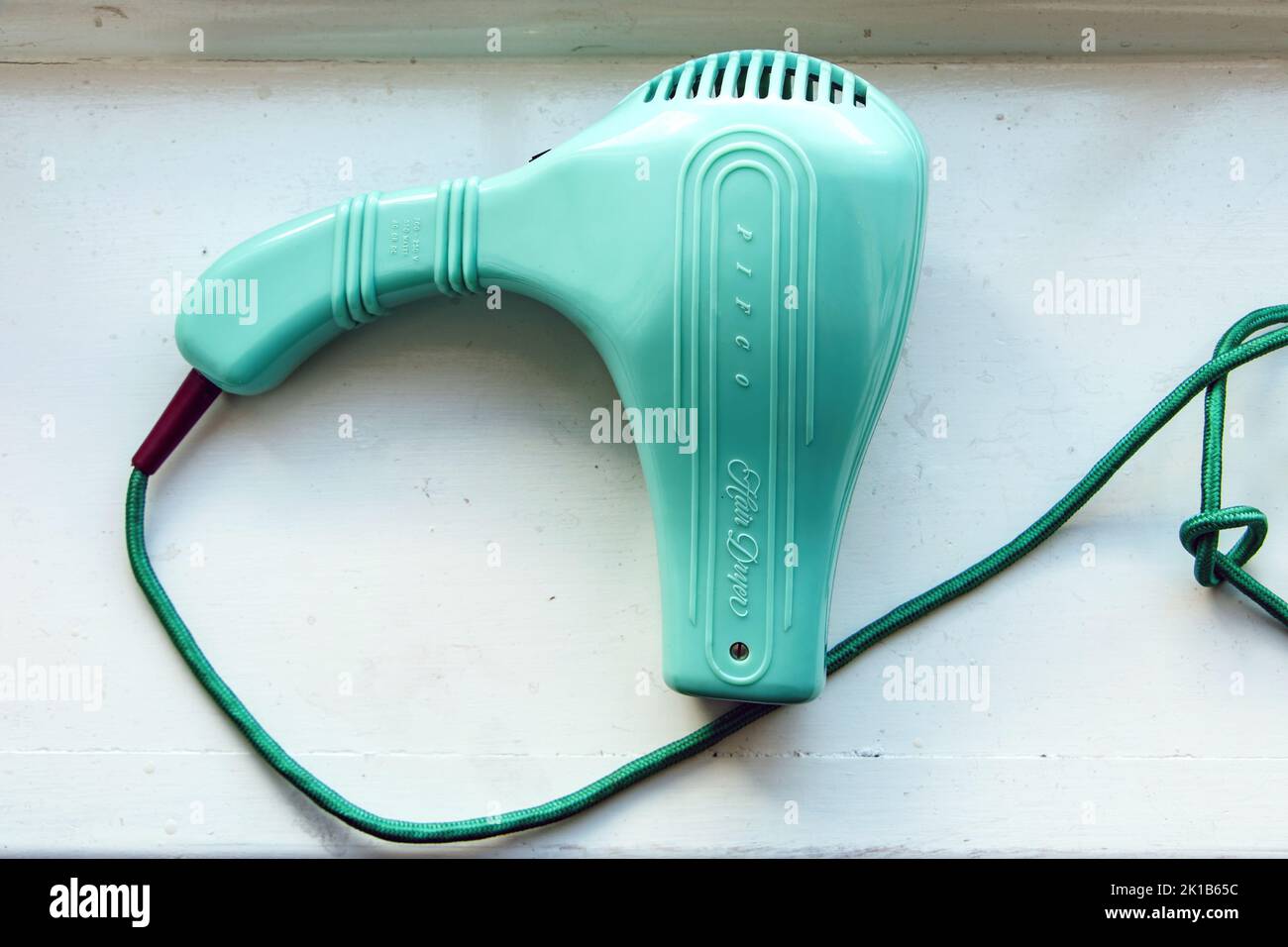 Hair dryer vintage hi-res stock photography and images - Page 3 - Alamy