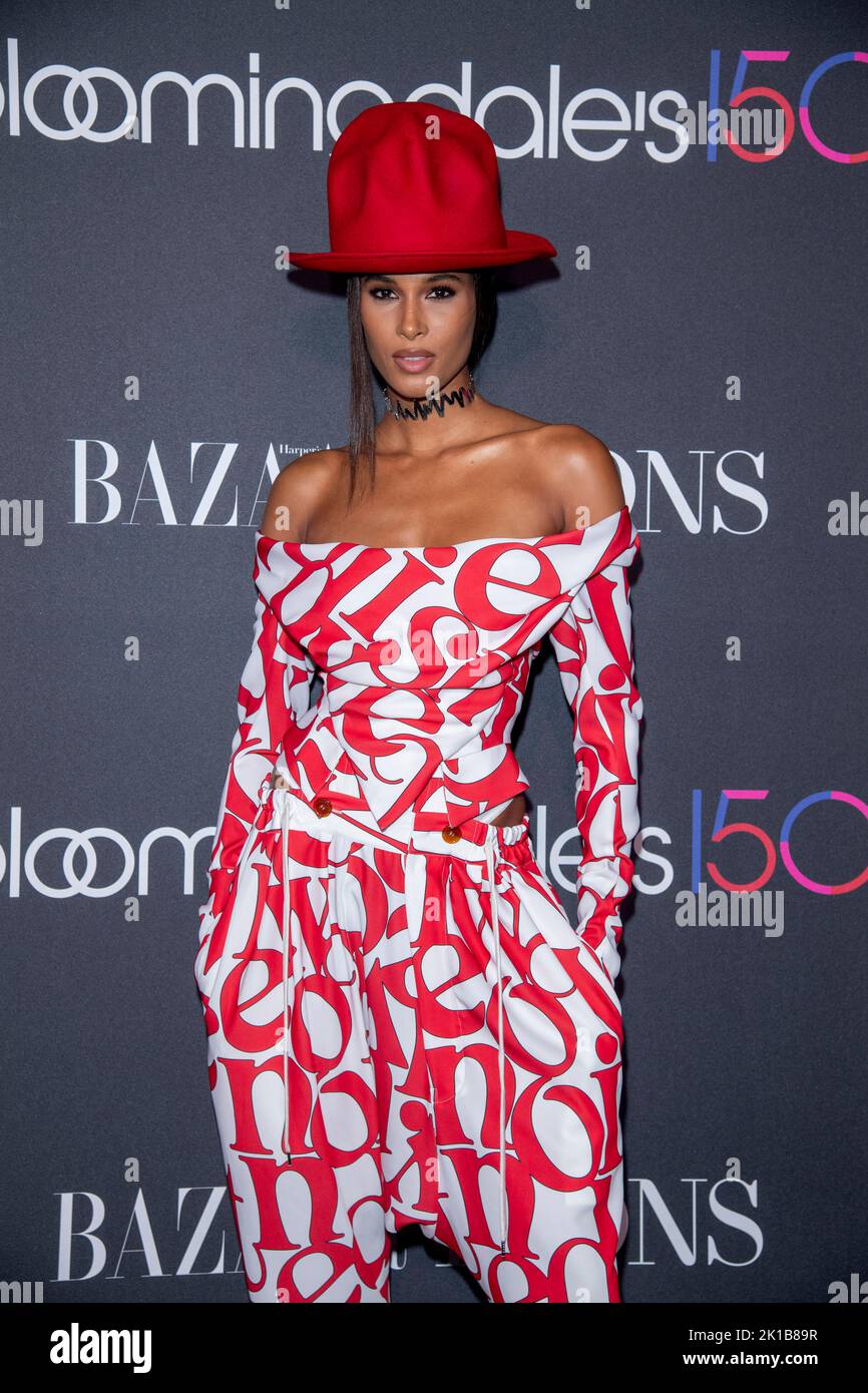 Cindy Bruna attends 2022 Harper's Bazaar ICONS & Bloomingdale's 150th Anniversary in New York City. Stock Photo