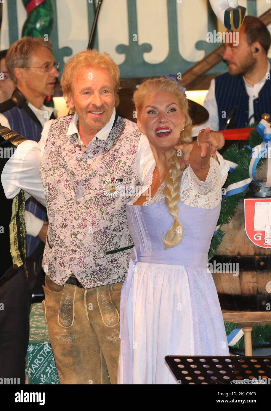 Munich, Germany. 17th Sep, 2022. MUNICH, Germany. , . TV-Moderator and Entertainer Thomas GOTTSCHALK and his partner Karina MROSS opened the Oktoberfest in the Marstall beer hall - ' O'zapft is! ' Credit: SPP Sport Press Photo. /Alamy Live News Credit: SPP Sport Press Photo. /Alamy Live News Stock Photo