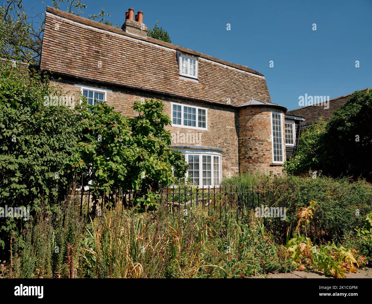 The exterior view of Jim & Helen Ede's house art collection and gallery