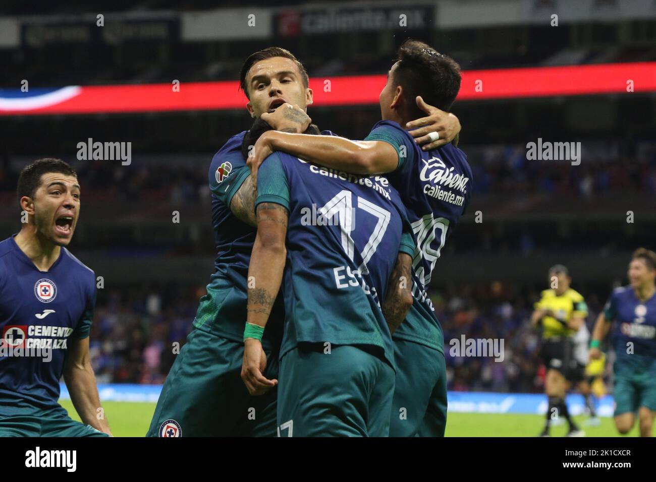 Azteca stadium hi-res stock photography and images - Alamy