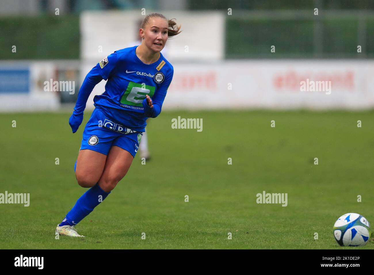 Anna Maria Wirnsberger (Sturm Grz) chasing the ball during the Planet Pure Frauen Bundesliga match USV Neulengbach vs SK Sturm Graz (Tom Seiss/ SPP) Credit: SPP Sport Press Photo. /Alamy Live News Stock Photo
