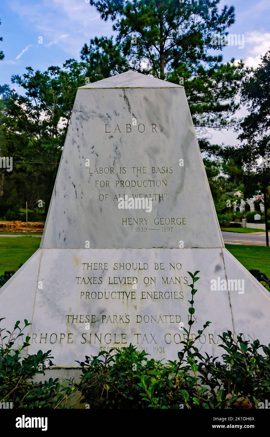 A monument honors economist Henry George at Henry George Bluff Park, Sept. 8, 2022, in Fairhope, Alabama. Fairhope was founded in 1894. Stock Photo