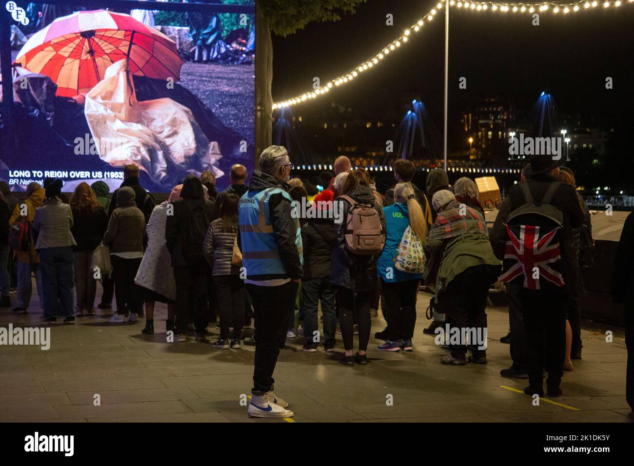 The Queue to see the Queen lying in state on Friday 15 September in the