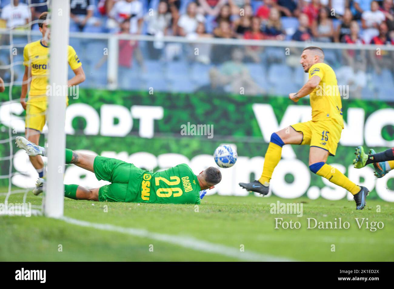 Modena, Italy. 08th Dec, 2022. Shady Oukhadda (Modena) during Modena FC vs  Venezia FC, Italian soccer Serie B match in Modena, Italy, December 08 2022  Credit: Independent Photo Agency/Alamy Live News Stock