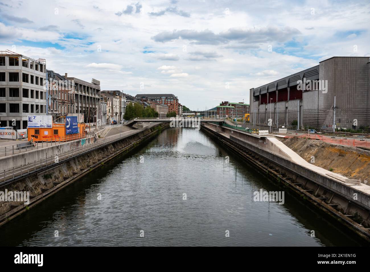 Charleroi, Wallon Region, Belgium - 08 01 2022 - Banks of the sea canal in renovation with road works Stock Photo