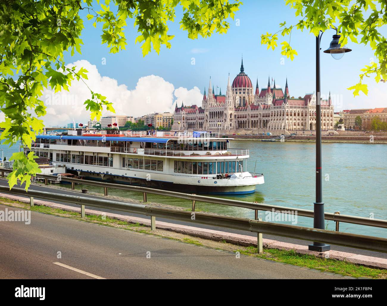 Parliament and river in Budapest at sunset, Hungary Stock Photo