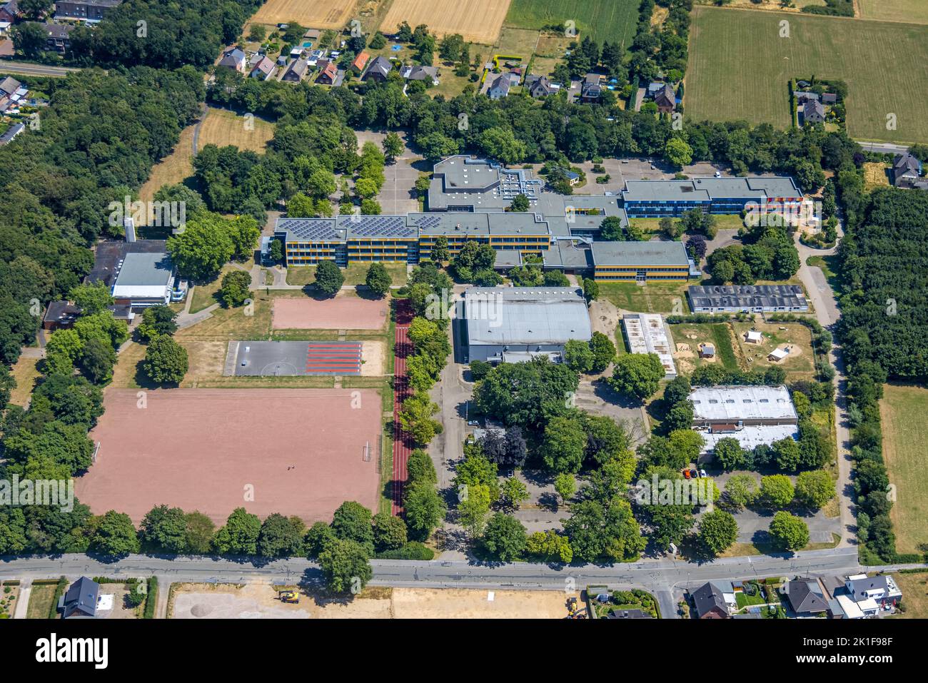 Municipal kindergarten at the high school hi-res stock photography and