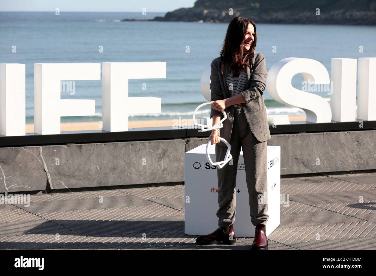 San Sebastian, Basque Country, Spain; 18.09.2022.- San Sebastian International Film Festival in its 70th edition. DONOSTIA AWARD to JULIETTE BINOCHE at a photocall prior to the delivery of her award Photo: Juan Carlos Rojas Stock Photo