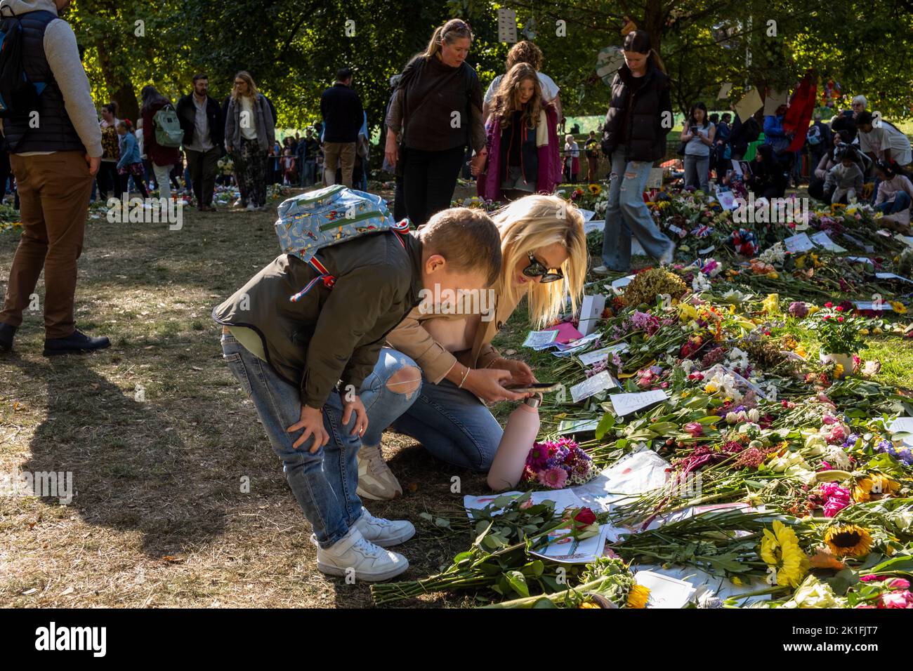 green-park-westminster-london-uk-18th-sep-2022-on-the-day-before