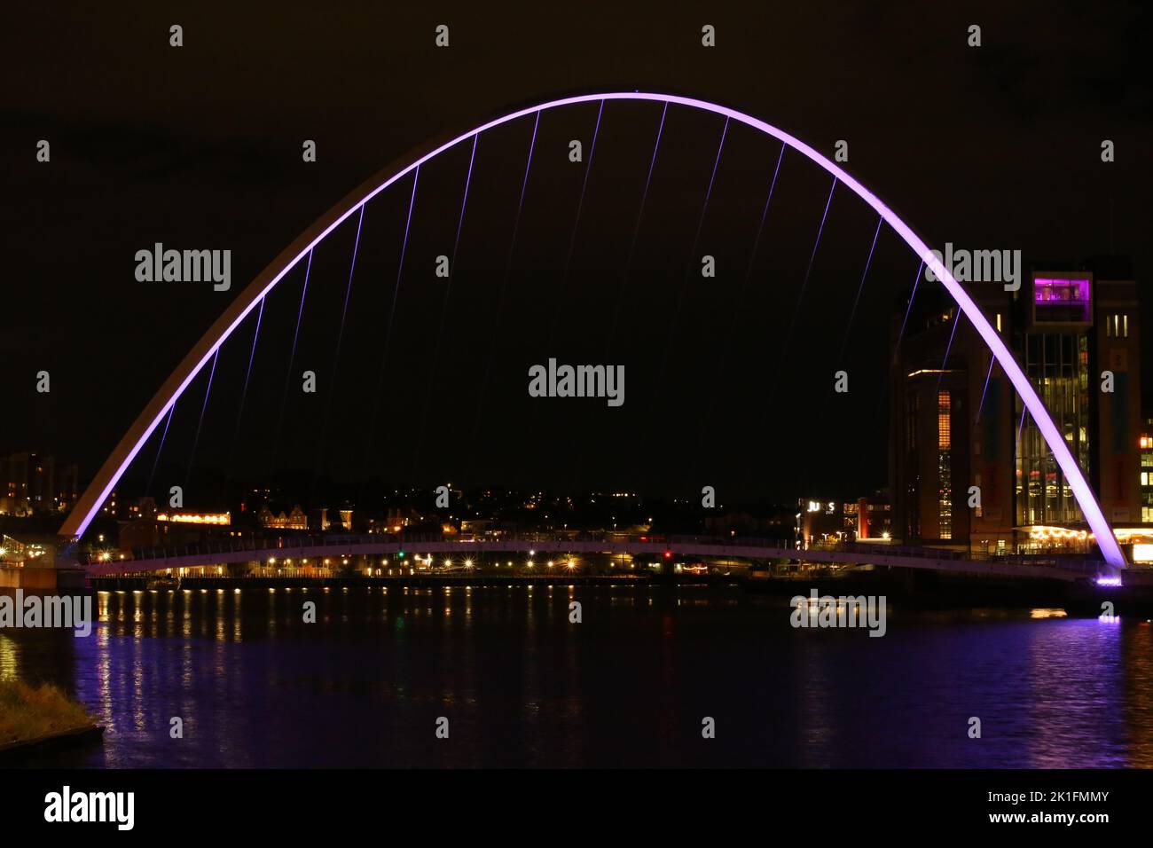 Newcastle upon Tyne's landmarks such as the Tyne Bridge turned purple to remember Queen Elizabeth II, Newcastle upon Tyne, UK September 17th, 2022, Credit: DEW/Alamy Live News Stock Photo