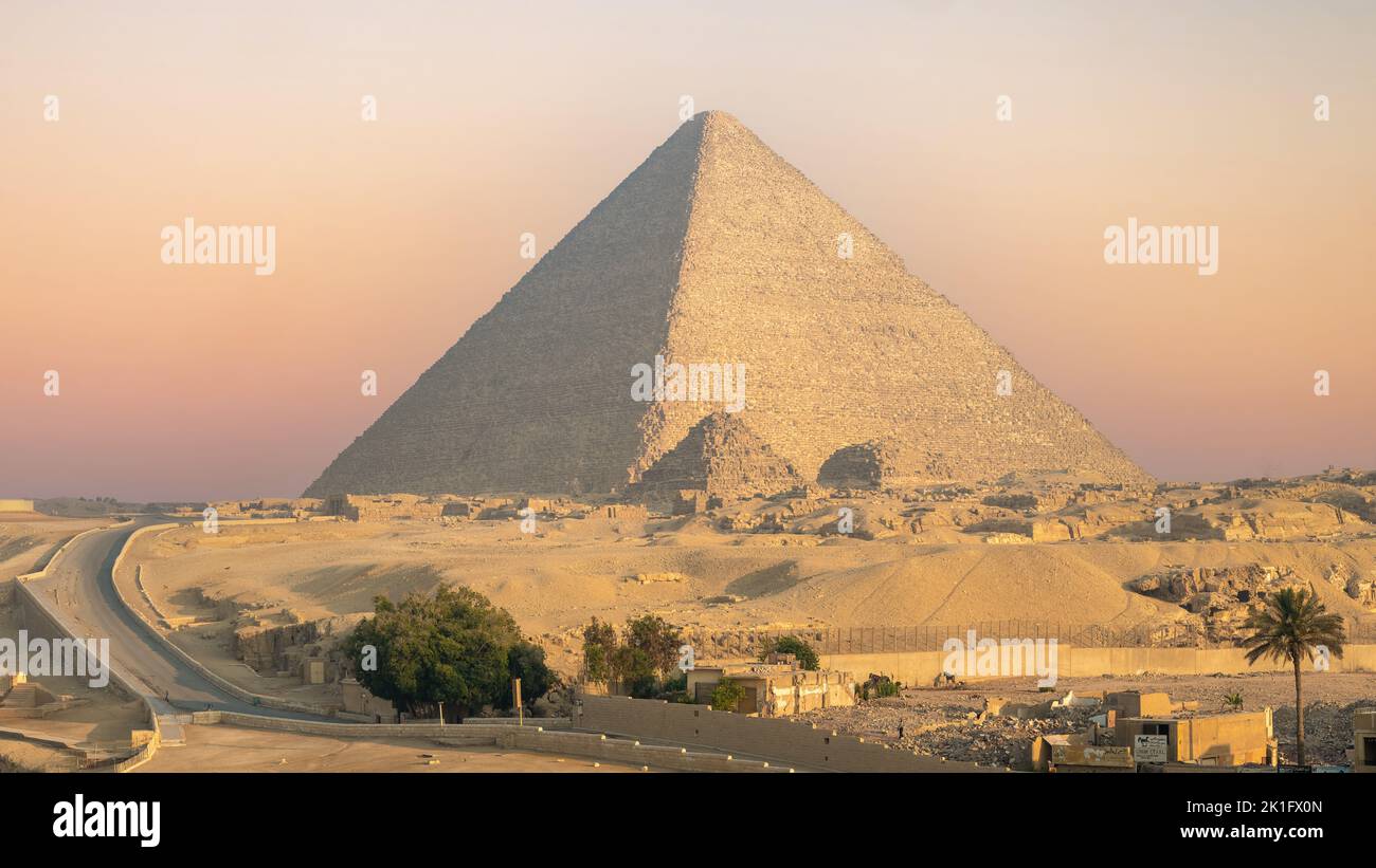 Sunrise at the pyramid of Cheops, Giza, Egypt Stock Photo