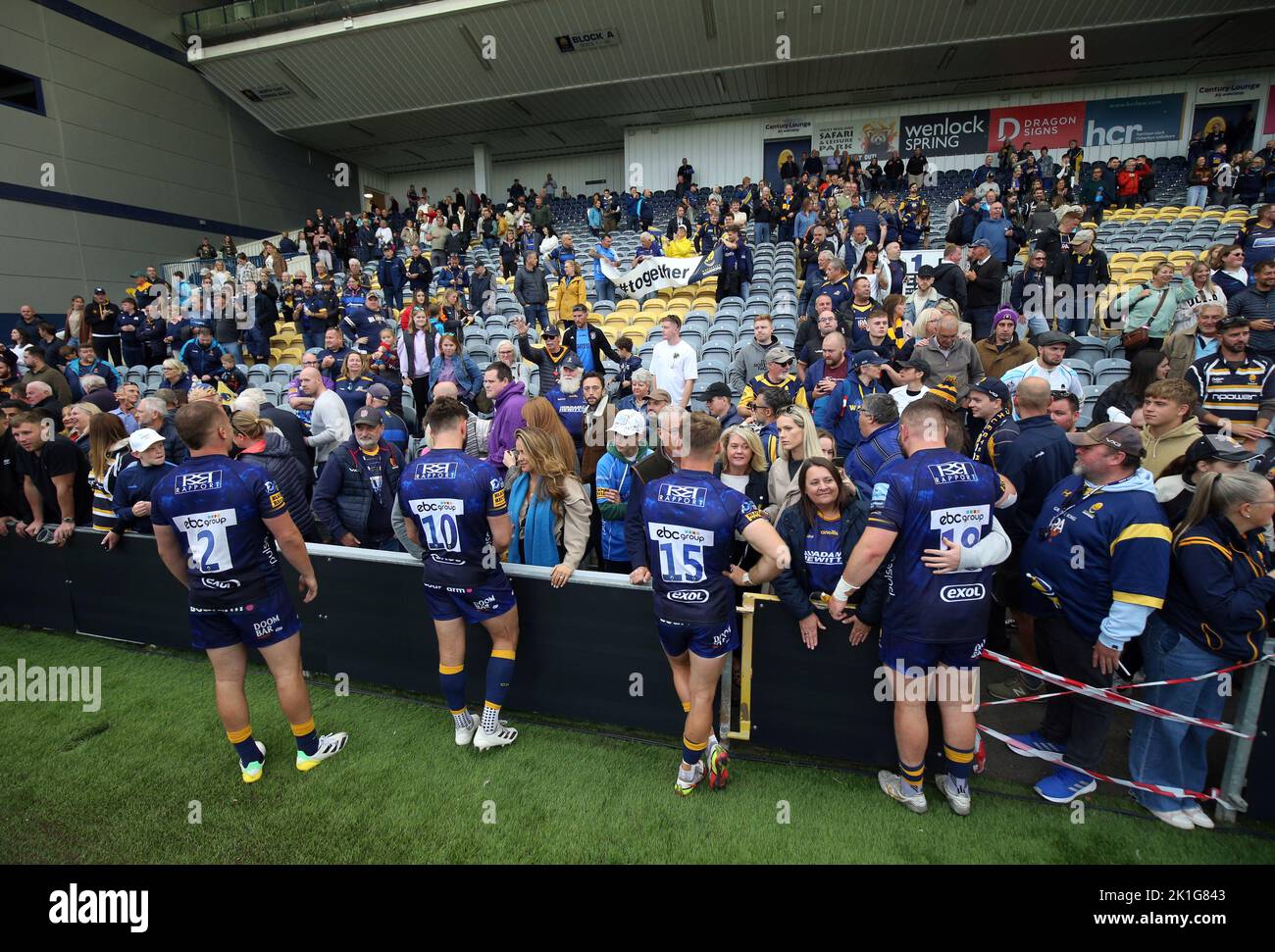 Worcester players interact with fans following the Gallagher Premiership match at Sixways Stadium, Worcester. Picture date: Sunday September 18, 2022. Stock Photo