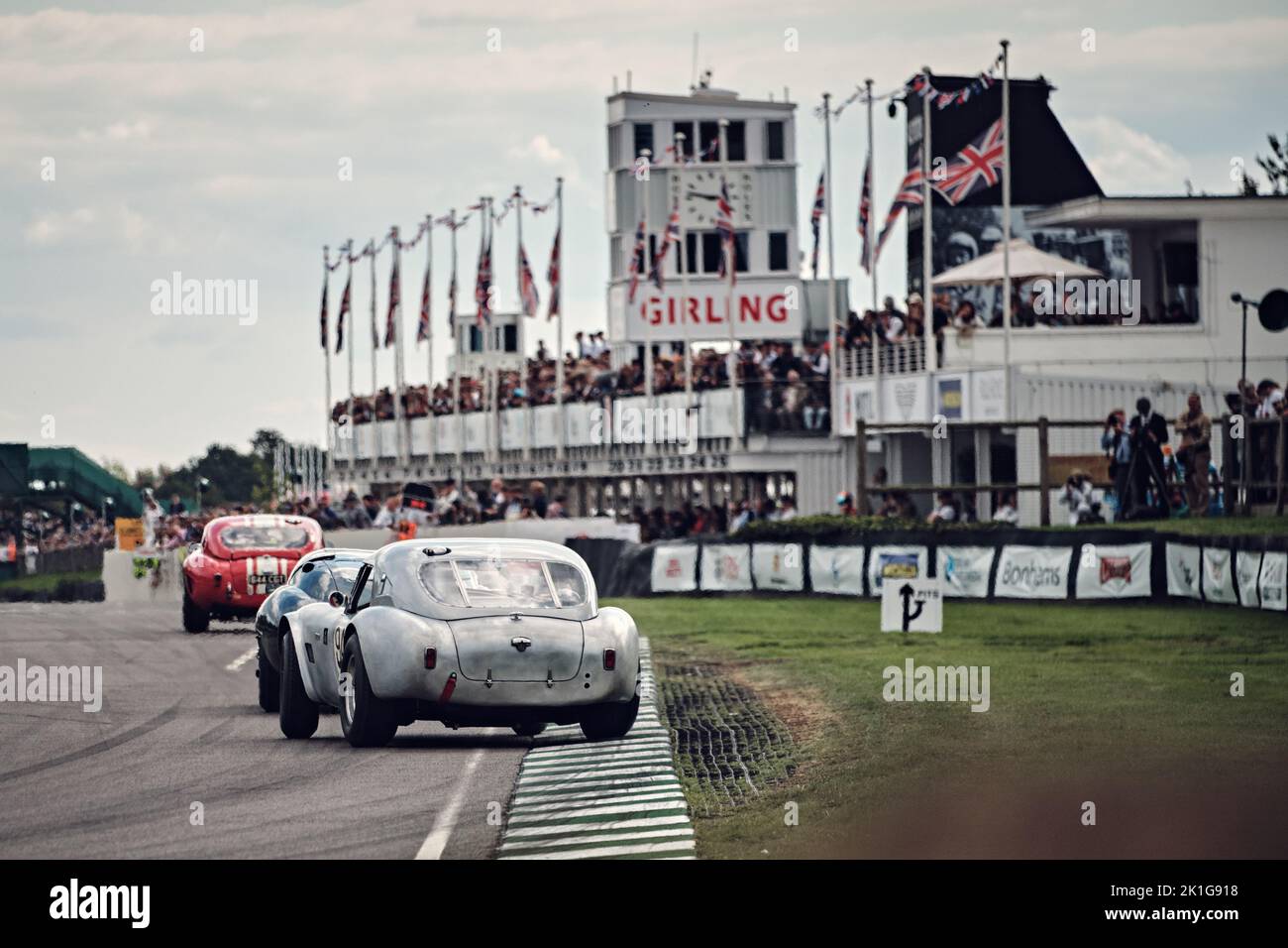 Goodwood, Chichester, UK. 18th Sept, 2022. Royal Automobile Club TT Celebration drivers Bobby Verdon-Roe / Alex Brundle during the 2022 Goodwood Revival (Photo by Gergo Toth / Alamy Live News) Stock Photo