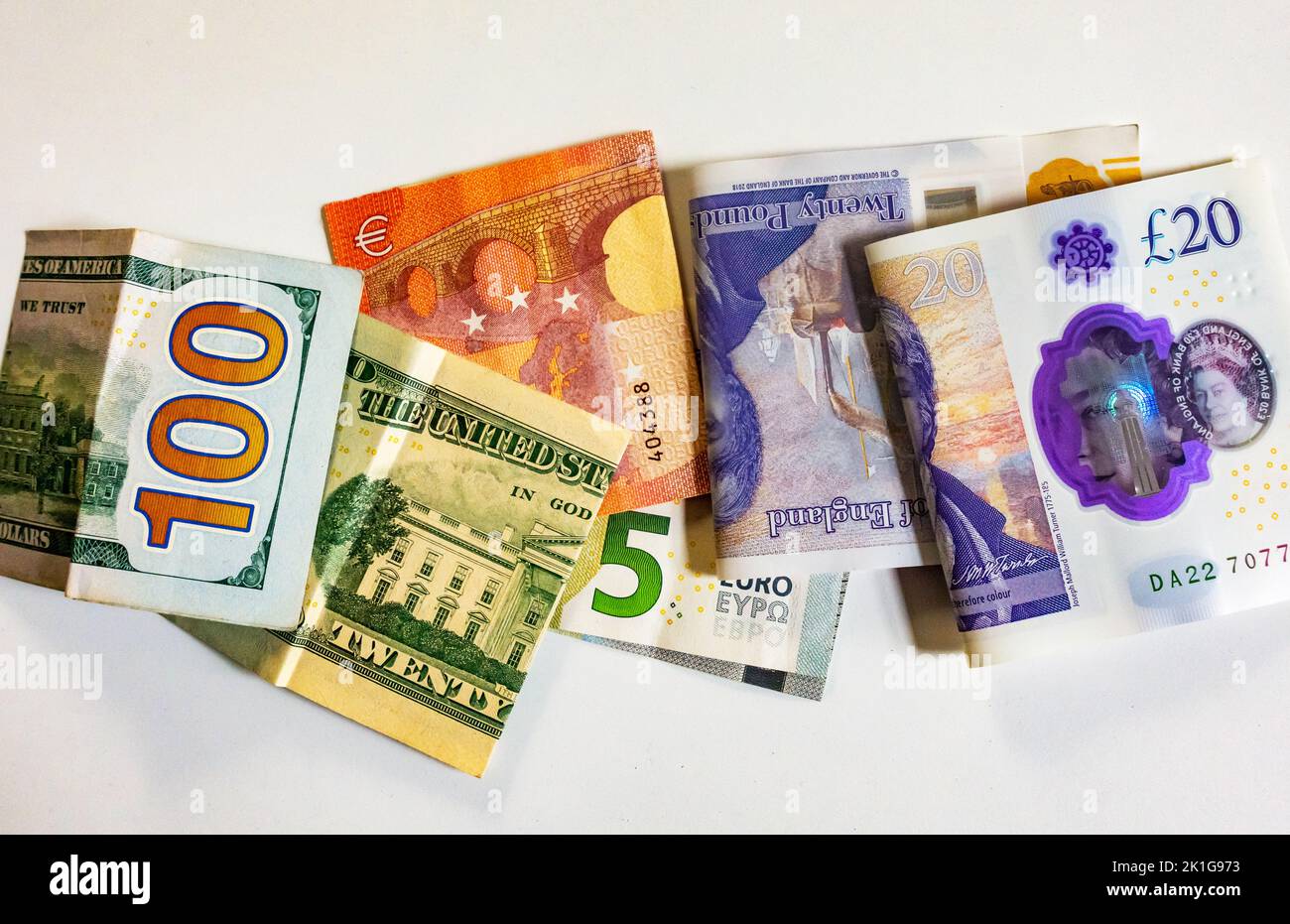 International Currencies Stock Photo - Download Image Now - European Union  Currency, US Paper Currency, British Currency - iStock