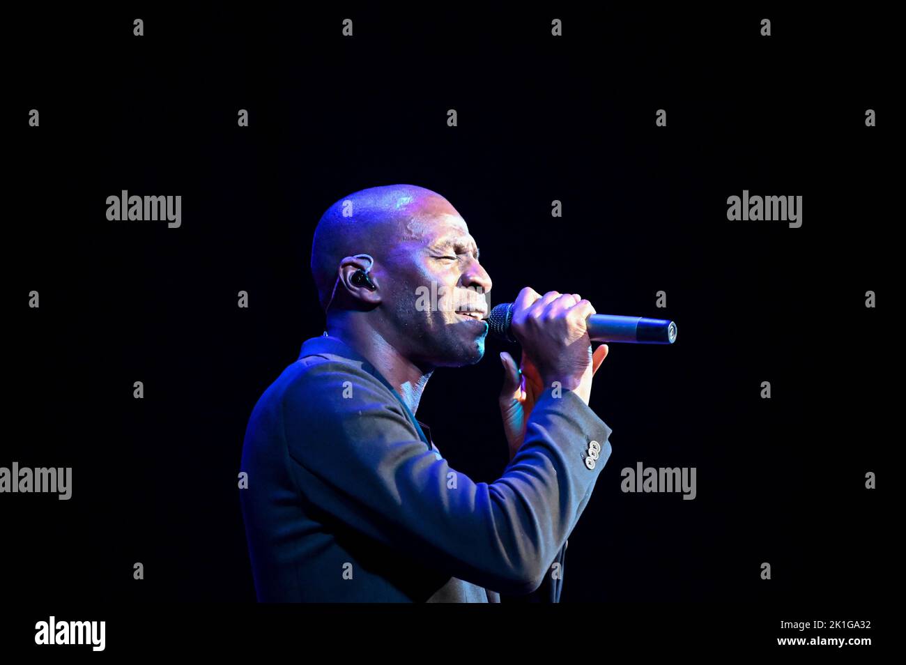 Tunde Baiyewu of The Lighthouse Family Performing on The Giants Of Soul Tour at Sheffield City Hall, Sheffield, UK. 14th Sep, 2022. Credit: SOPA Images Limited/Alamy Live News Stock Photo