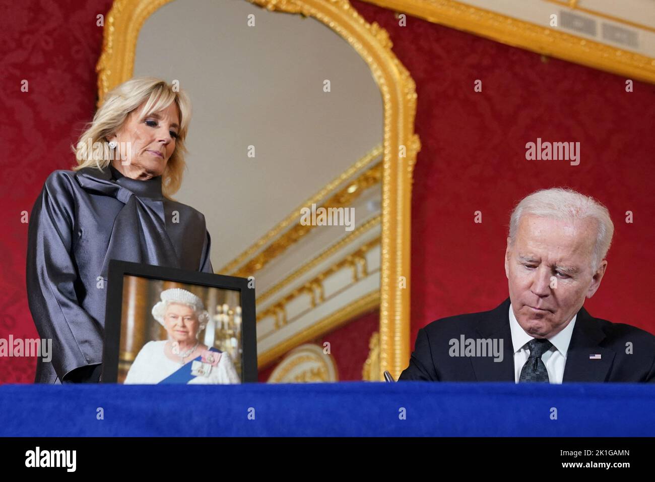 U.S. President Joe Biden signs a condolence book for Britain's Queen Elizabeth, following her death, at Lancaster House in London, Britain, September 18, 2022. REUTERS/Kevin Lamarque Stock Photo