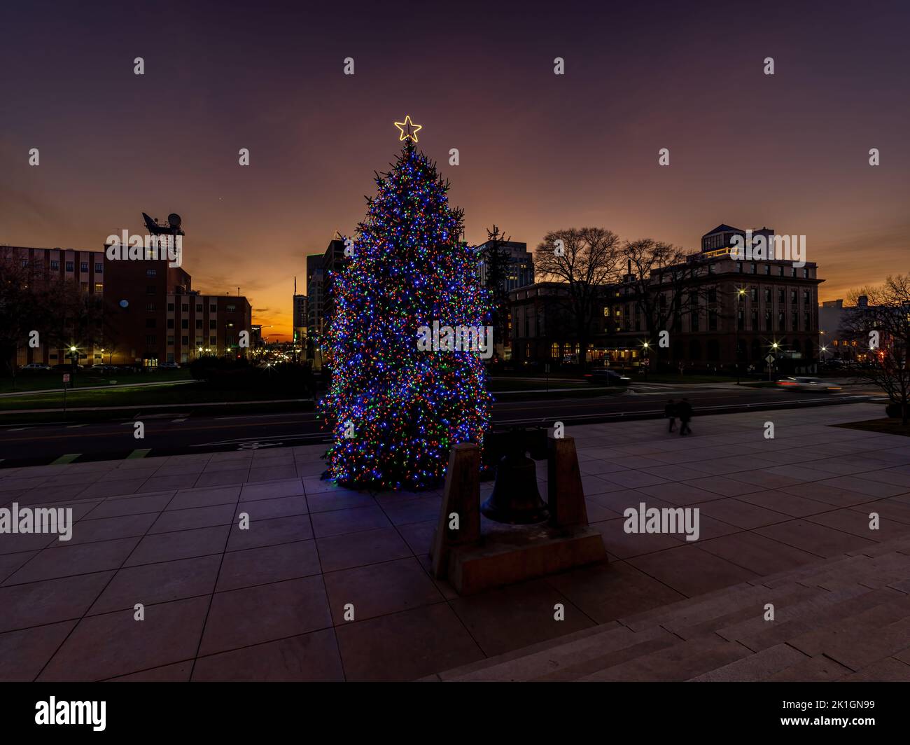 Disk lights on the horizon with Idaho State Christmas tree Stock Photo