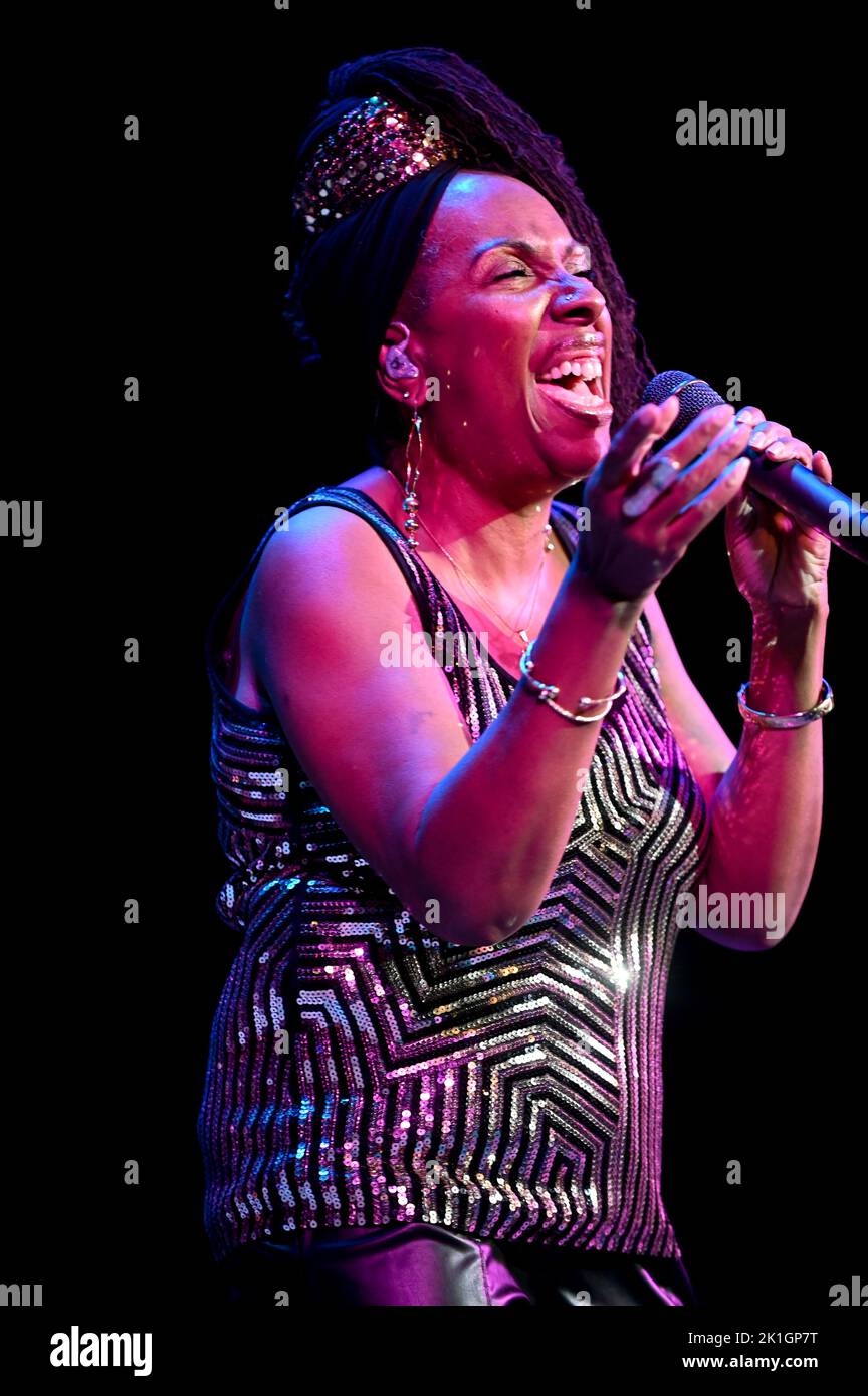 Janet Kay  Performing on The Giants Of Soul Tour at Sheffield City Hall , Sheffield , Uk , 14.09.2022 Stock Photo