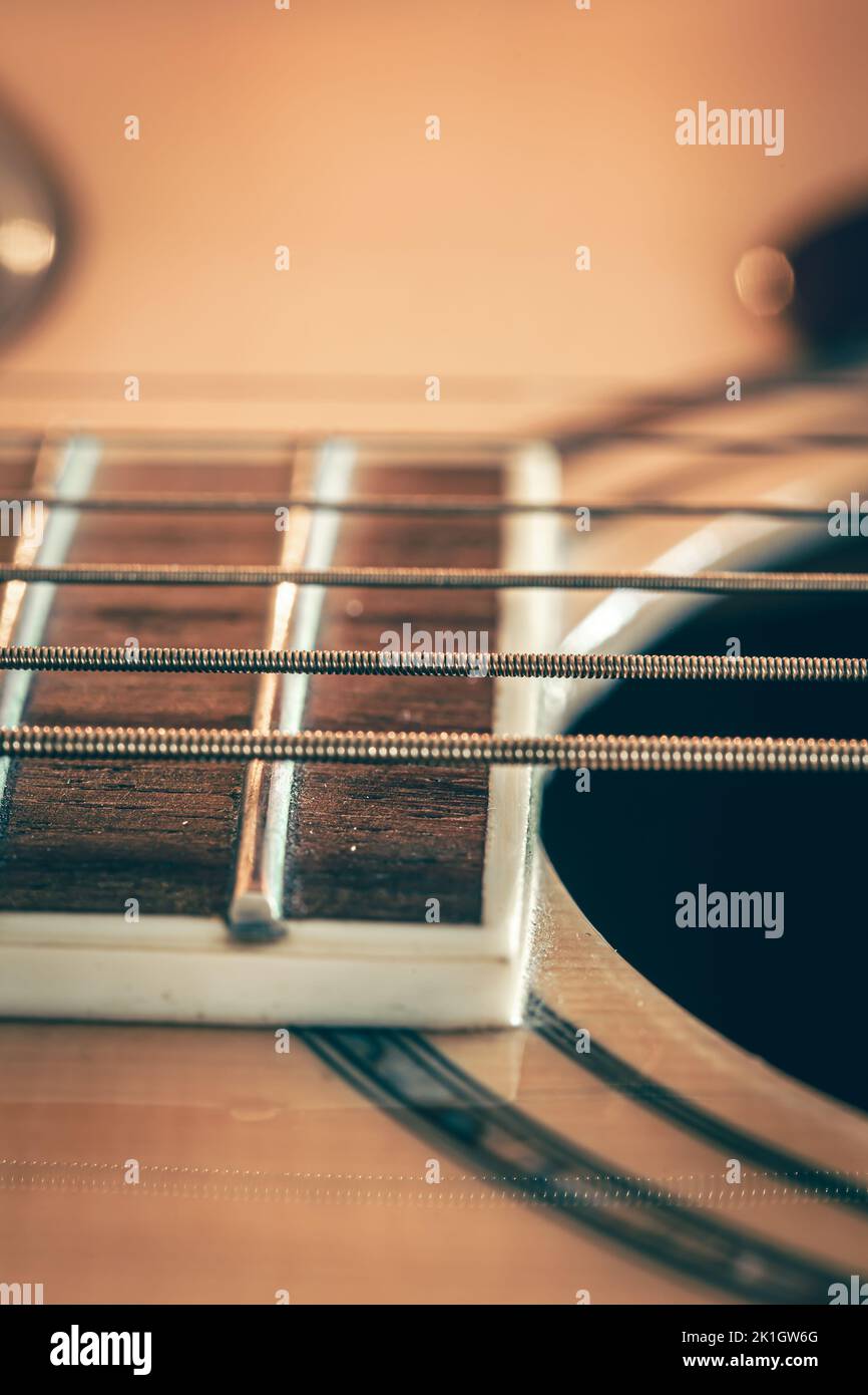 Strings guitar vibrating hi-res stock photography and images - Alamy