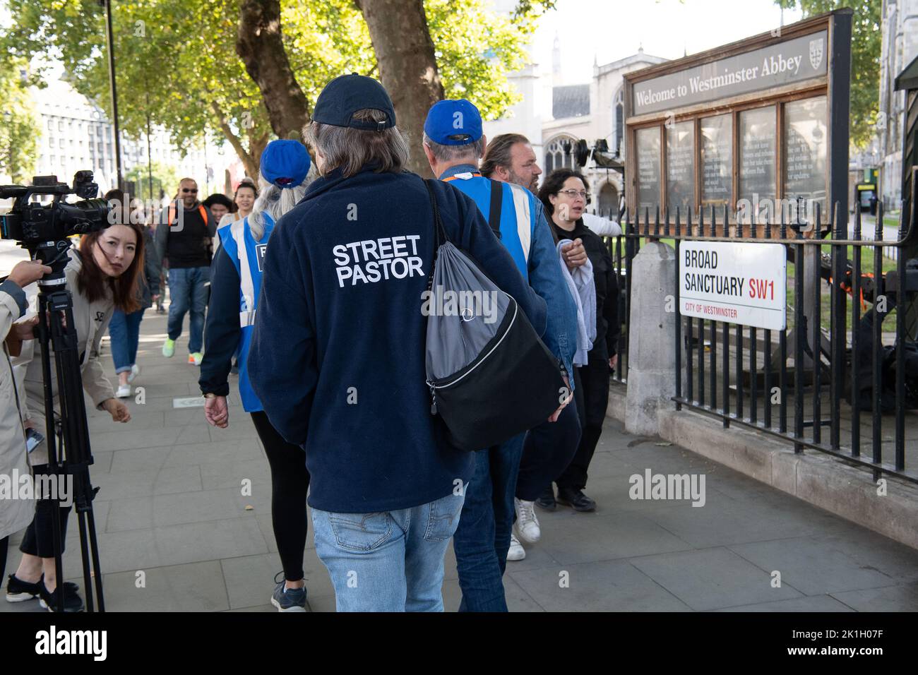 Funeral service uk pastor hires stock photography and images Alamy